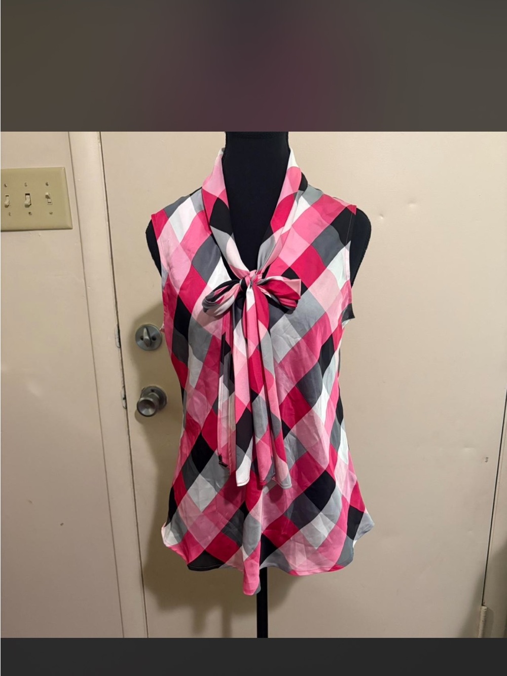 Nine West Pink & Gray Plaid Tie-Neck Sleeveless Top